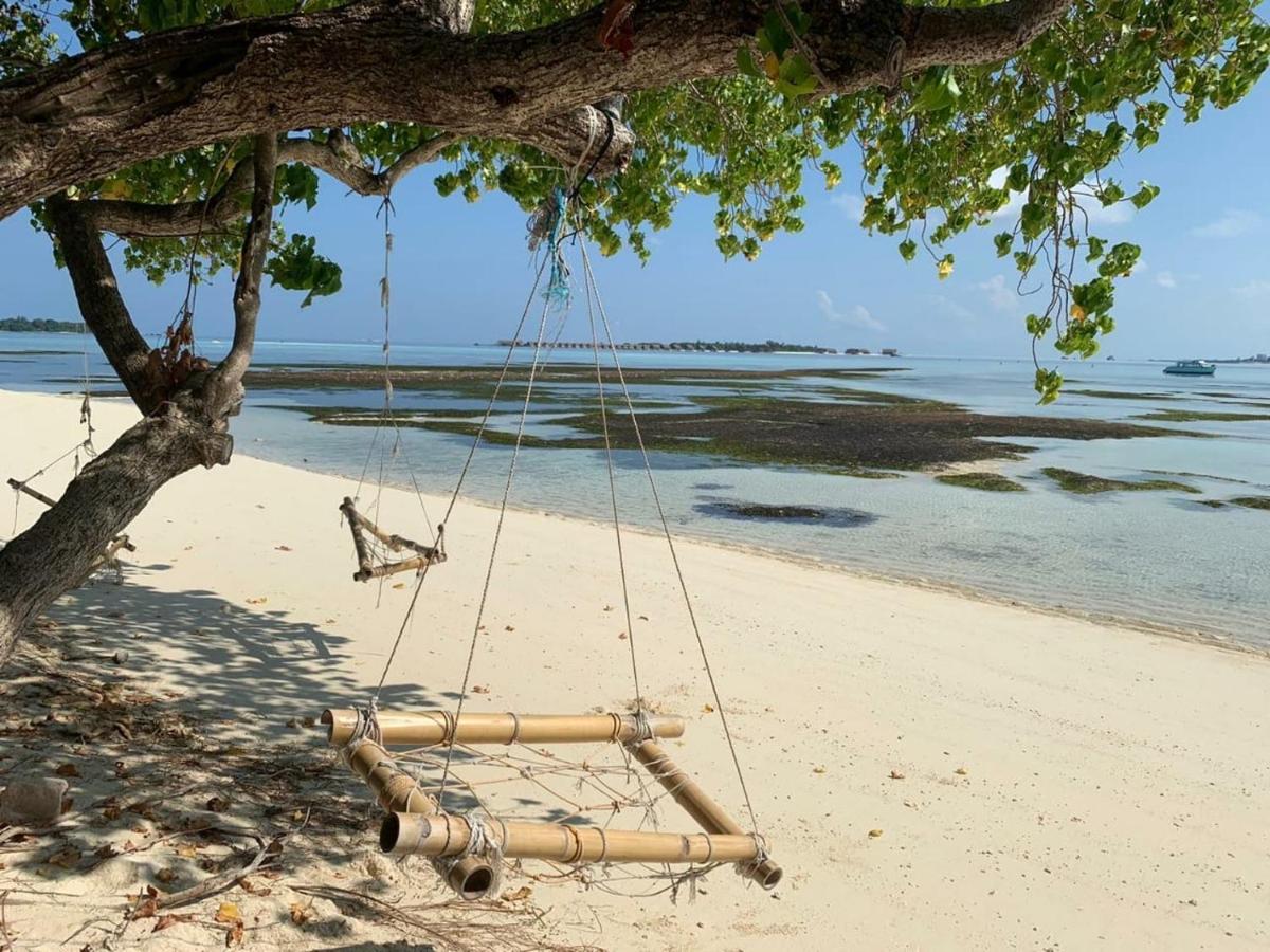 Отель La Isla Tropica Гурайдо Экстерьер фото